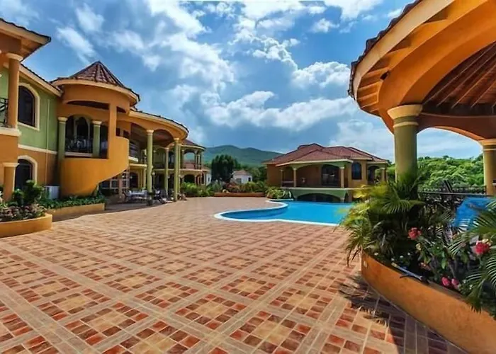Milbrooks Jamaica Guest house