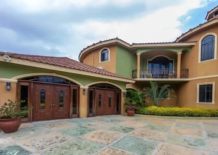 Guest house Milbrooks Jamaica 4*