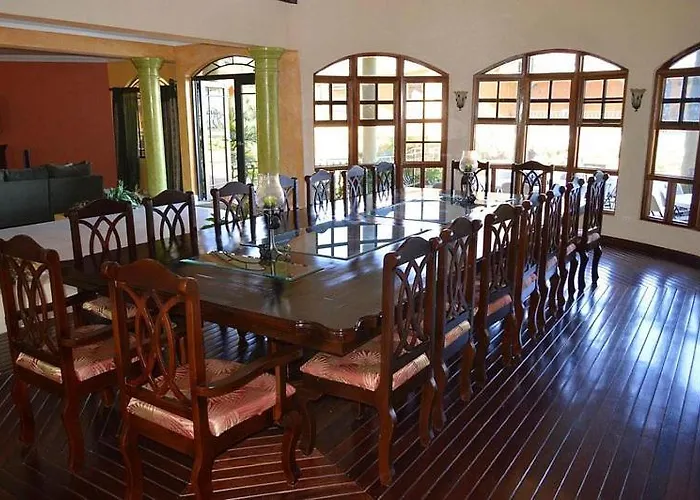 Milbrooks Jamaica Guest house Montego Bay